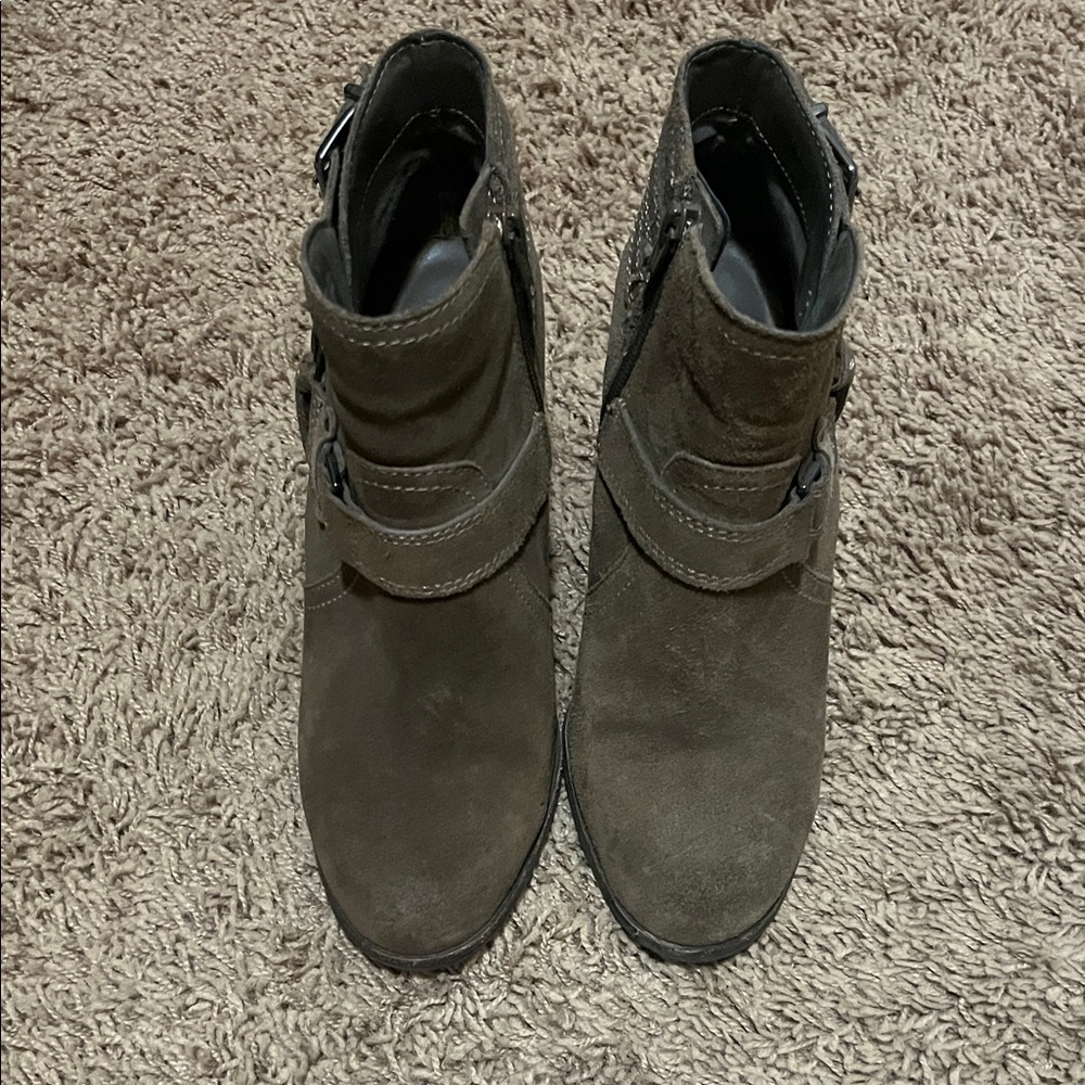 Gianni Bini Brown Ankle Boots